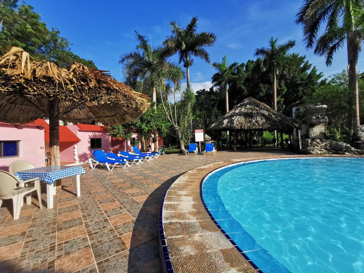 Hotel Doralba Inn Chichen エクステリア 写真