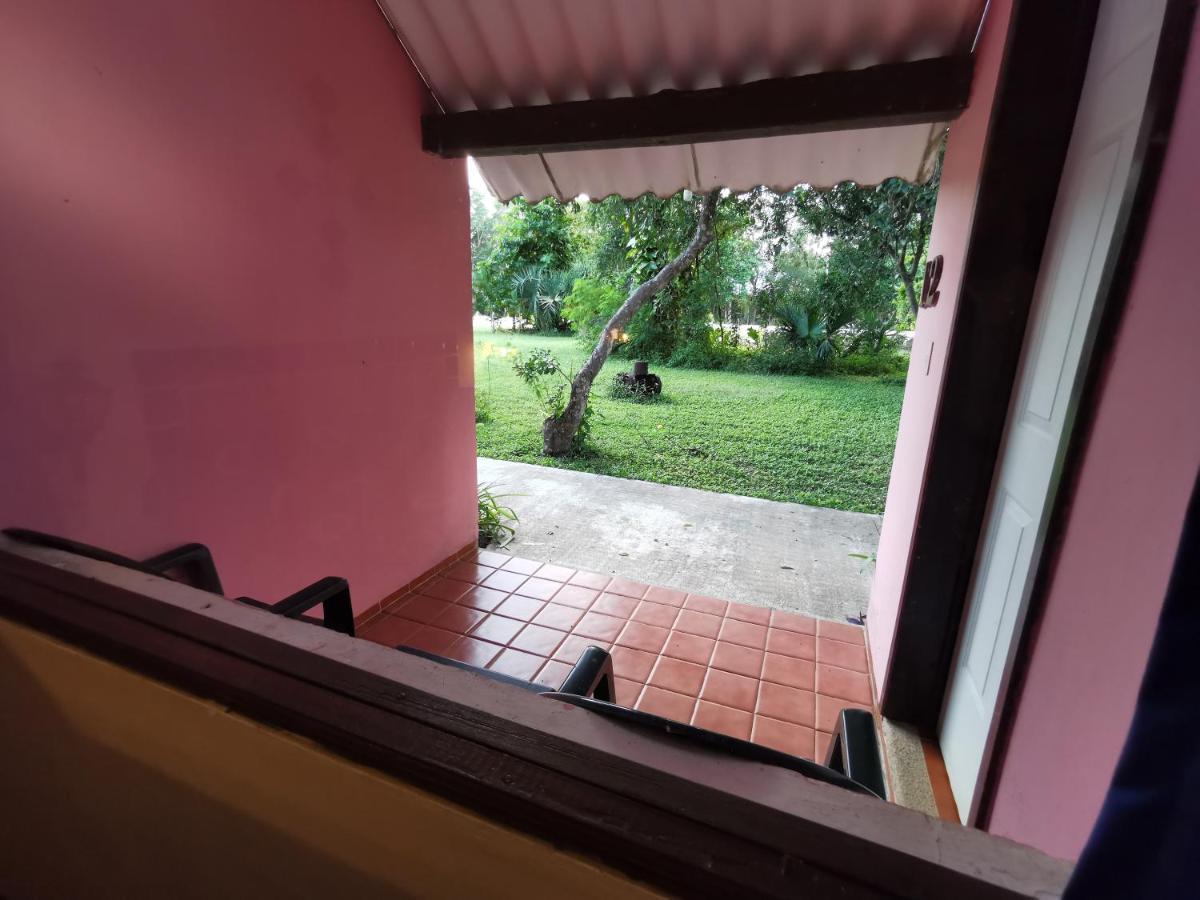 Hotel Doralba Inn Chichen エクステリア 写真