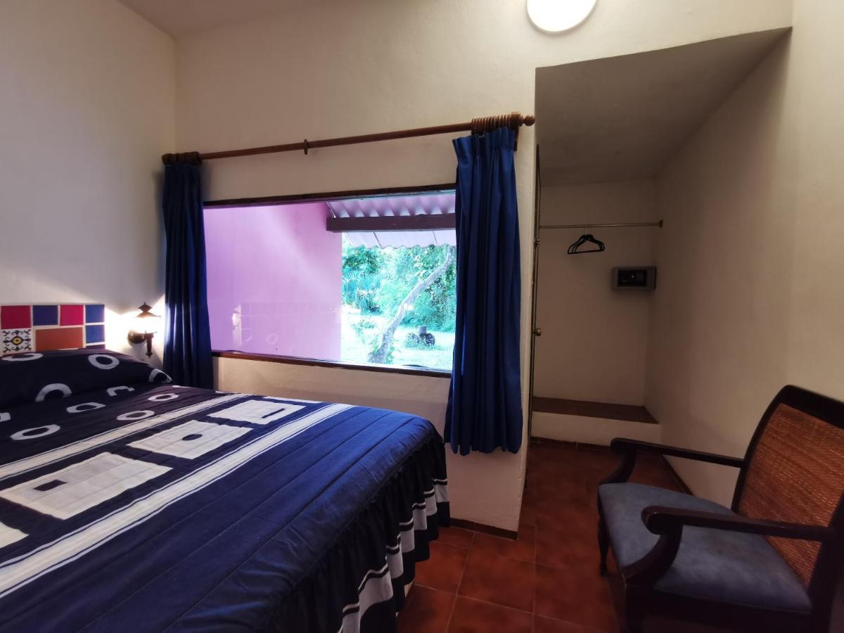 Hotel Doralba Inn Chichen エクステリア 写真