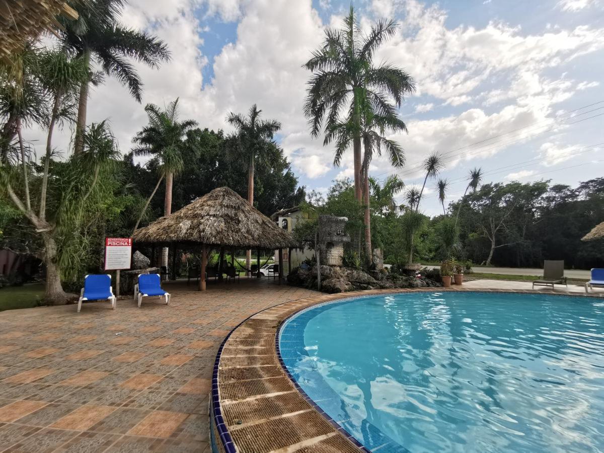Hotel Doralba Inn Chichen エクステリア 写真