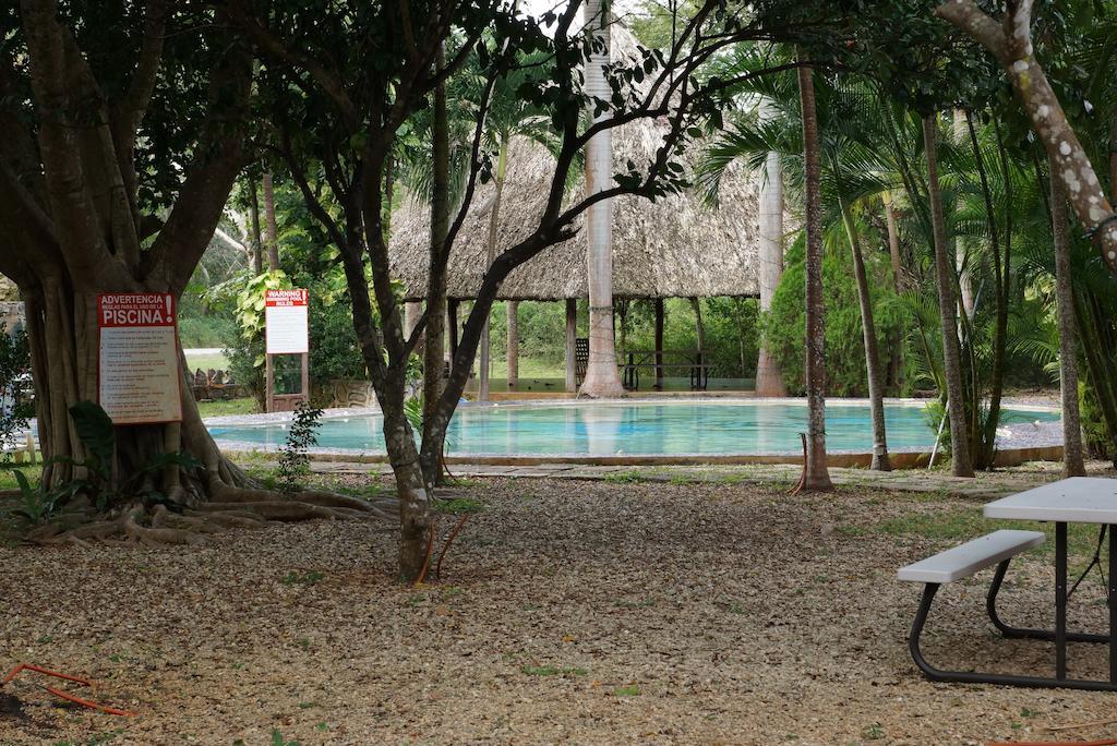 Hotel Doralba Inn Chichen エクステリア 写真